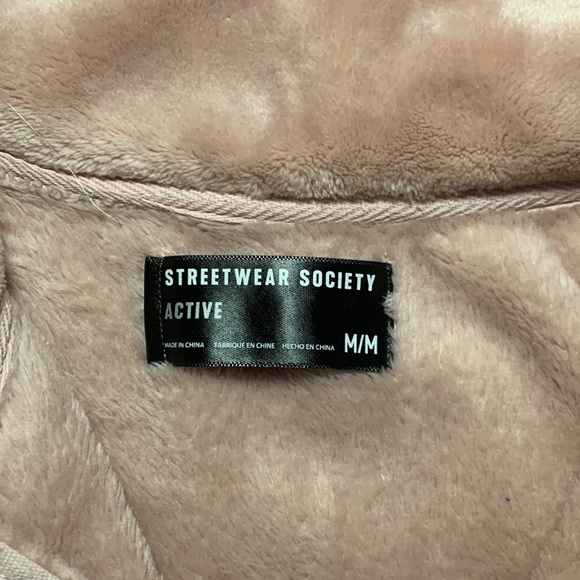 Cropped Half Zip Sweatshirt - Picture 2 of 3